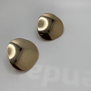 VTG Bergère Gold tone Modernist Clip-on Earrings